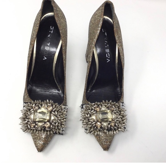 STRATEGIST GOLD HEELS WITH EMBELLISHED BUCKLES - Picture 12 of 12